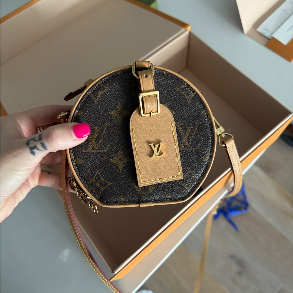 Louis Vuitton mini boitte WORN TWICE